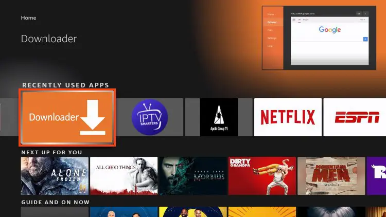 Firestick startskærm med den orange Downloader-app fremhævet i sektionen Senest Brugte Apps, nødvendig for sideloading.
